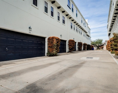 3118 Carmel Street - Photo Thumbnail 39