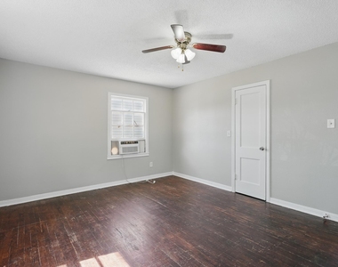 1526 Green Street - Photo Thumbnail 18