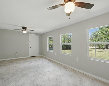 1526 Green Street - Photo Thumbnail 16