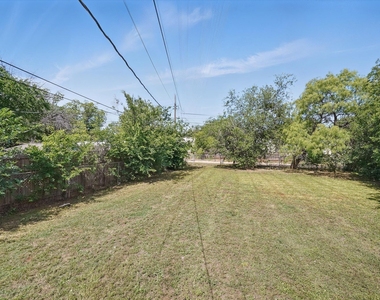 1526 Green Street - Photo Thumbnail 26
