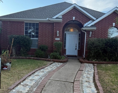 2009 Brook Tree Drive - Photo Thumbnail 1