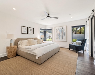 6124 Del Norte Lane - Photo Thumbnail 12