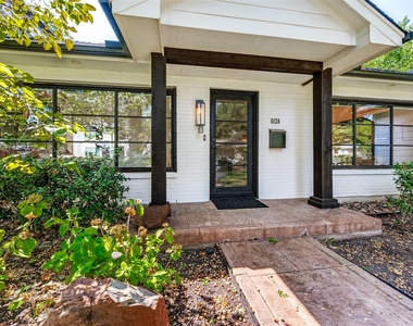 6124 Del Norte Lane - Photo Thumbnail 1
