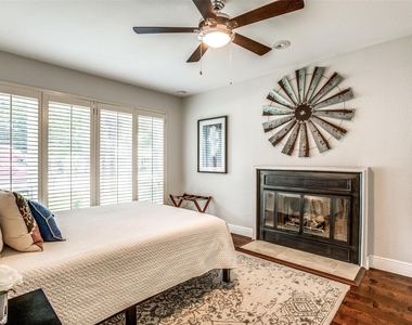4403 Cole Avenue - Photo Thumbnail 9
