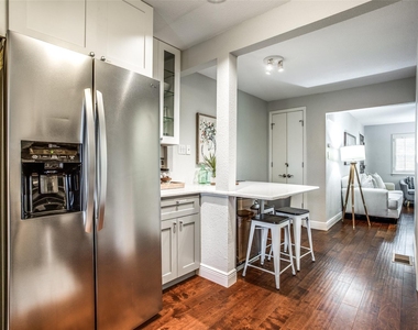 4403 Cole Avenue - Photo Thumbnail 7