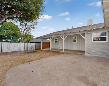 4801 Hollowbrook Road - Photo Thumbnail 36
