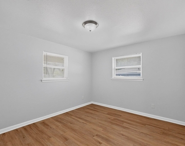 4801 Hollowbrook Road - Photo Thumbnail 25