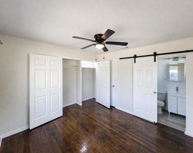 700 Pine Street - Photo Thumbnail 16