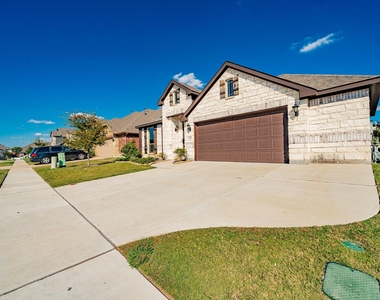 920 Bald Cypress Drive - Photo Thumbnail 1