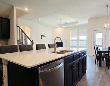 2932 Log Cabin Drive - Photo Thumbnail 14