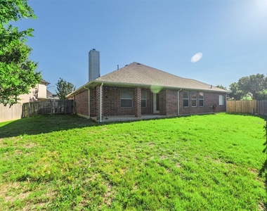 8664 Lariat Circle - Photo Thumbnail 33