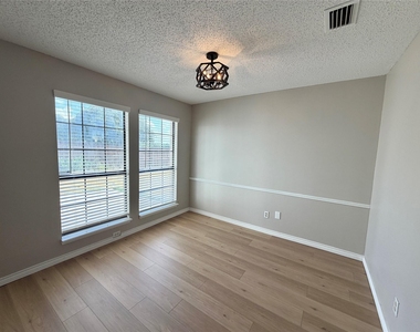 825 Weaver Street - Photo Thumbnail 11
