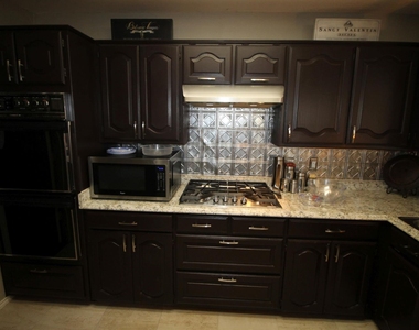 4208 Meadowdale Drive - Photo Thumbnail 16