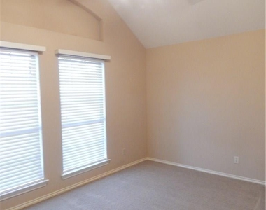4208 Meadowdale Drive - Photo Thumbnail 27