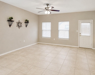 2021 Meadow Park Drive - Photo Thumbnail 7