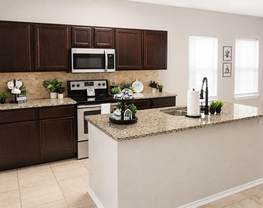 2021 Meadow Park Drive - Photo Thumbnail 1