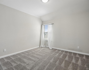 4306 Lombardy Drive - Photo Thumbnail 26