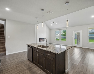 4306 Lombardy Drive - Photo Thumbnail 14