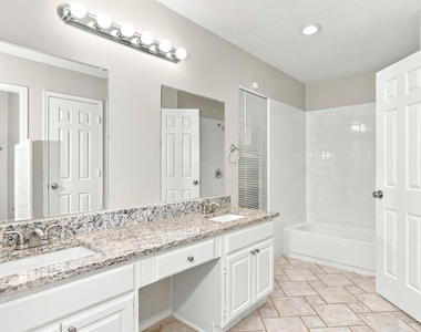 7509 Atlantic Drive - Photo Thumbnail 11