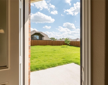 3014 Bobcat Drive - Photo Thumbnail 7