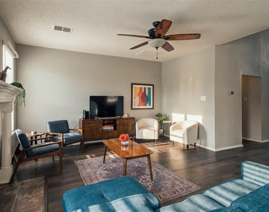 1424 Sunswept Terrace - Photo Thumbnail 10
