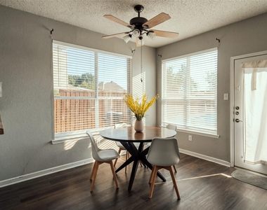 1424 Sunswept Terrace - Photo Thumbnail 6