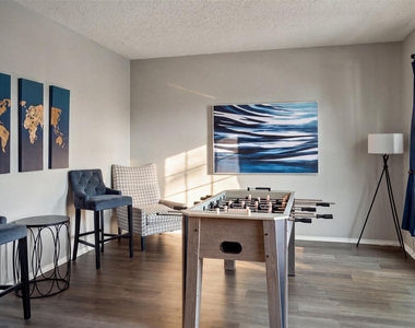 1424 Sunswept Terrace - Photo Thumbnail 3
