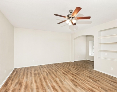 144 Creek Cove Drive - Photo Thumbnail 4