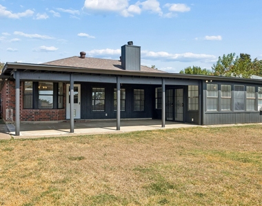 6344 N Park Drive - Photo Thumbnail 22