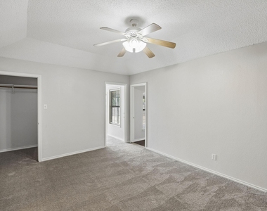 6344 N Park Drive - Photo Thumbnail 13
