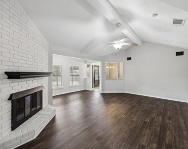 6344 N Park Drive - Photo Thumbnail 3