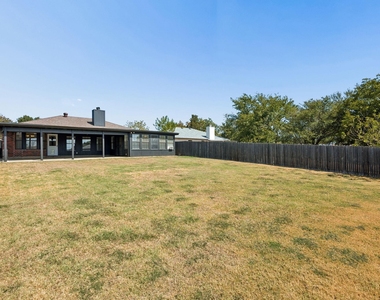 6344 N Park Drive - Photo Thumbnail 23