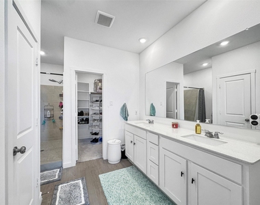1300 Rockwell Drive - Photo Thumbnail 14