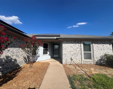 7808 Mallard Lane - Photo Thumbnail 1