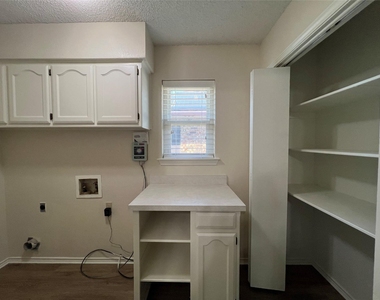 7808 Mallard Lane - Photo Thumbnail 24