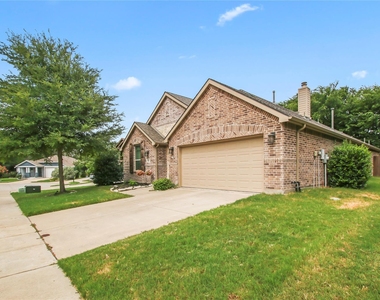 913 Freesia Drive - Photo Thumbnail 28