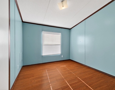 315 Glenwood Street - Photo Thumbnail 21