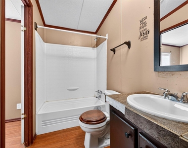 315 Glenwood Street - Photo Thumbnail 20