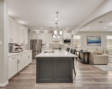 920 Sheldon Road - Photo Thumbnail 5