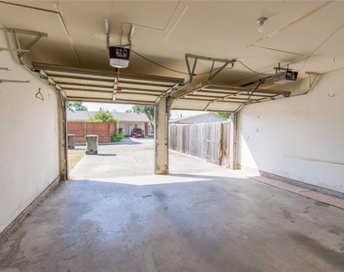 1328 Colmar Drive - Photo Thumbnail 23