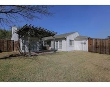 2110 Hearthstone Drive - Photo Thumbnail 16