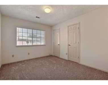 2110 Hearthstone Drive - Photo Thumbnail 10