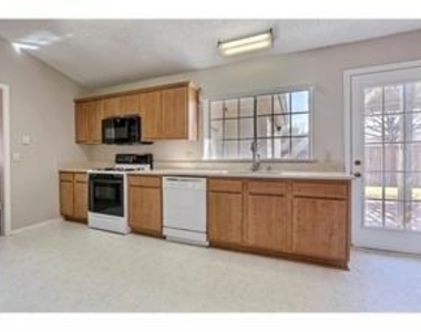 2110 Hearthstone Drive - Photo Thumbnail 3