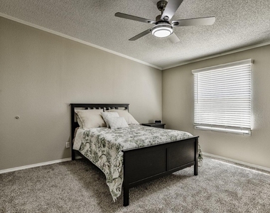 3809 Lands End Court - Photo Thumbnail 4