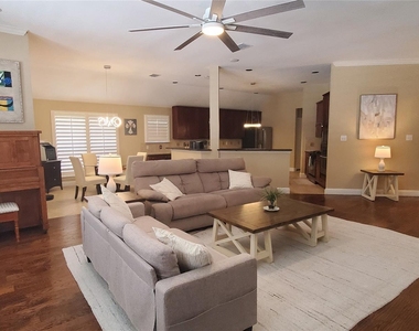 3513 Oliver Drive - Photo Thumbnail 6