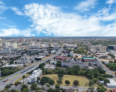 2305 W Rosedale Street S - Photo Thumbnail 33