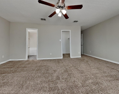 627 Almandora Drive - Photo Thumbnail 8