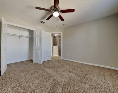 627 Almandora Drive - Photo Thumbnail 13