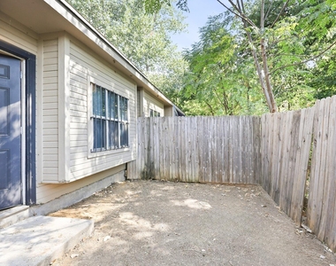 312 Ezekial Avenue - Photo Thumbnail 14