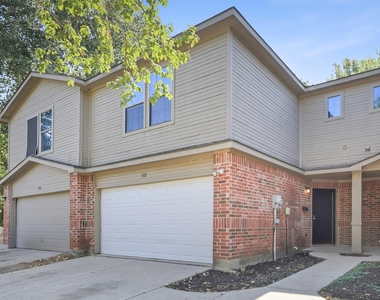 312 Ezekial Avenue - Photo Thumbnail 1